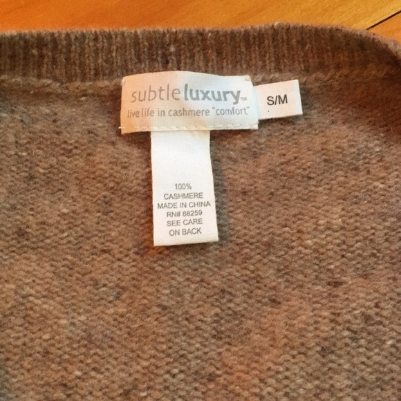 Subtle Luxury Cashmere Sweater - Picture 2 of 3
